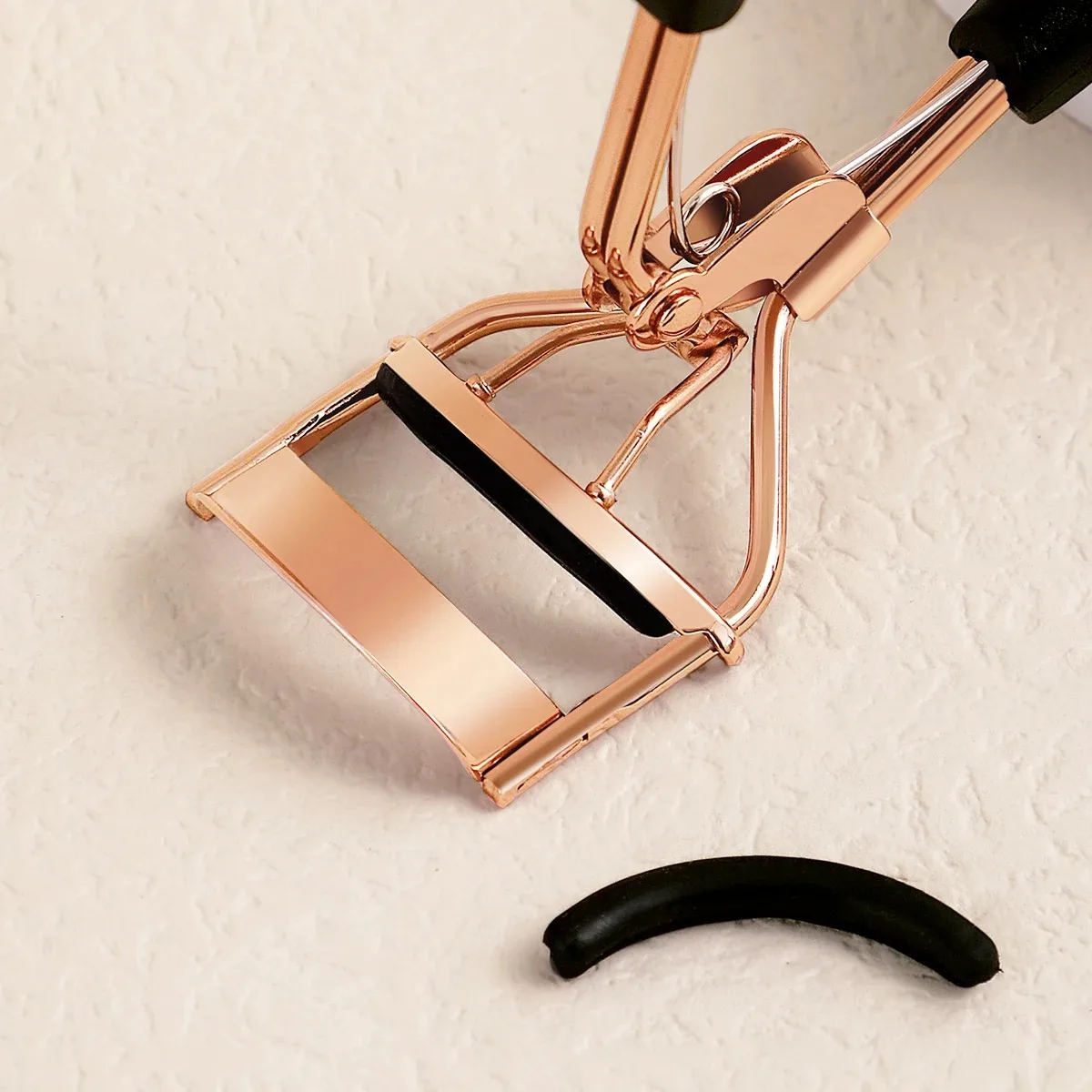 Portable eyelash curler with 1 - огляд і ціна Eyelash Extension Or Extensions